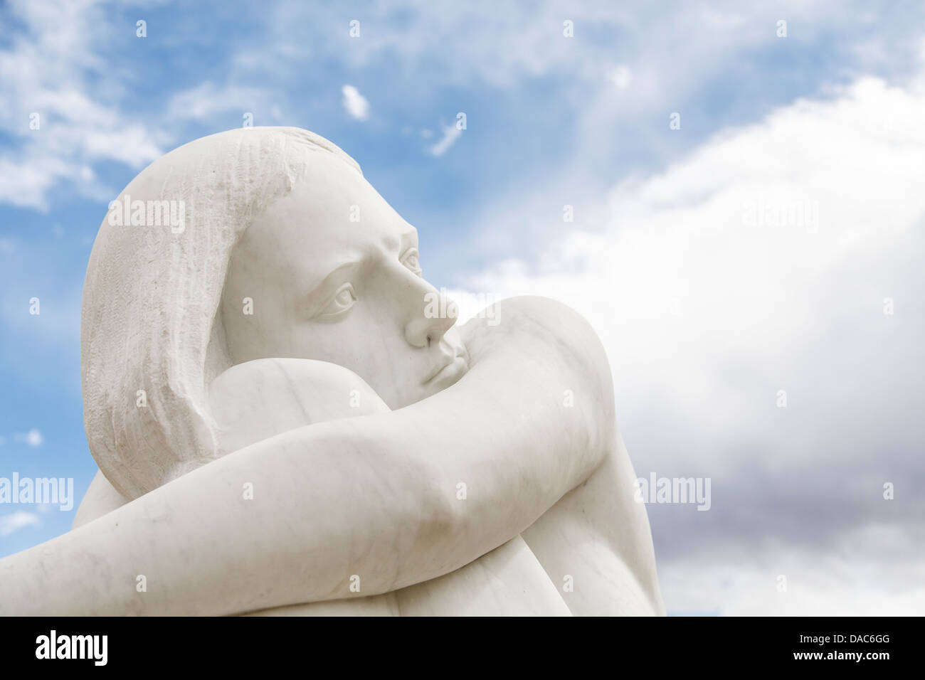Visage de statue en marbre à Towatd Ciel Nice Banque D'Images