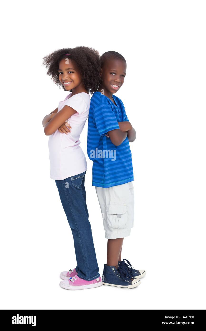 Frère et soeur dos à dos Banque D'Images