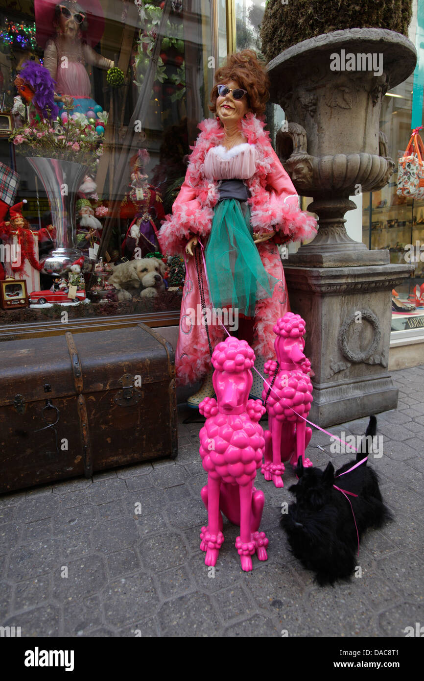 L'Philanthia fleuriste Art Nouveau dans la rue commerçante Vaci utca, Budapest, Hongrie Banque D'Images