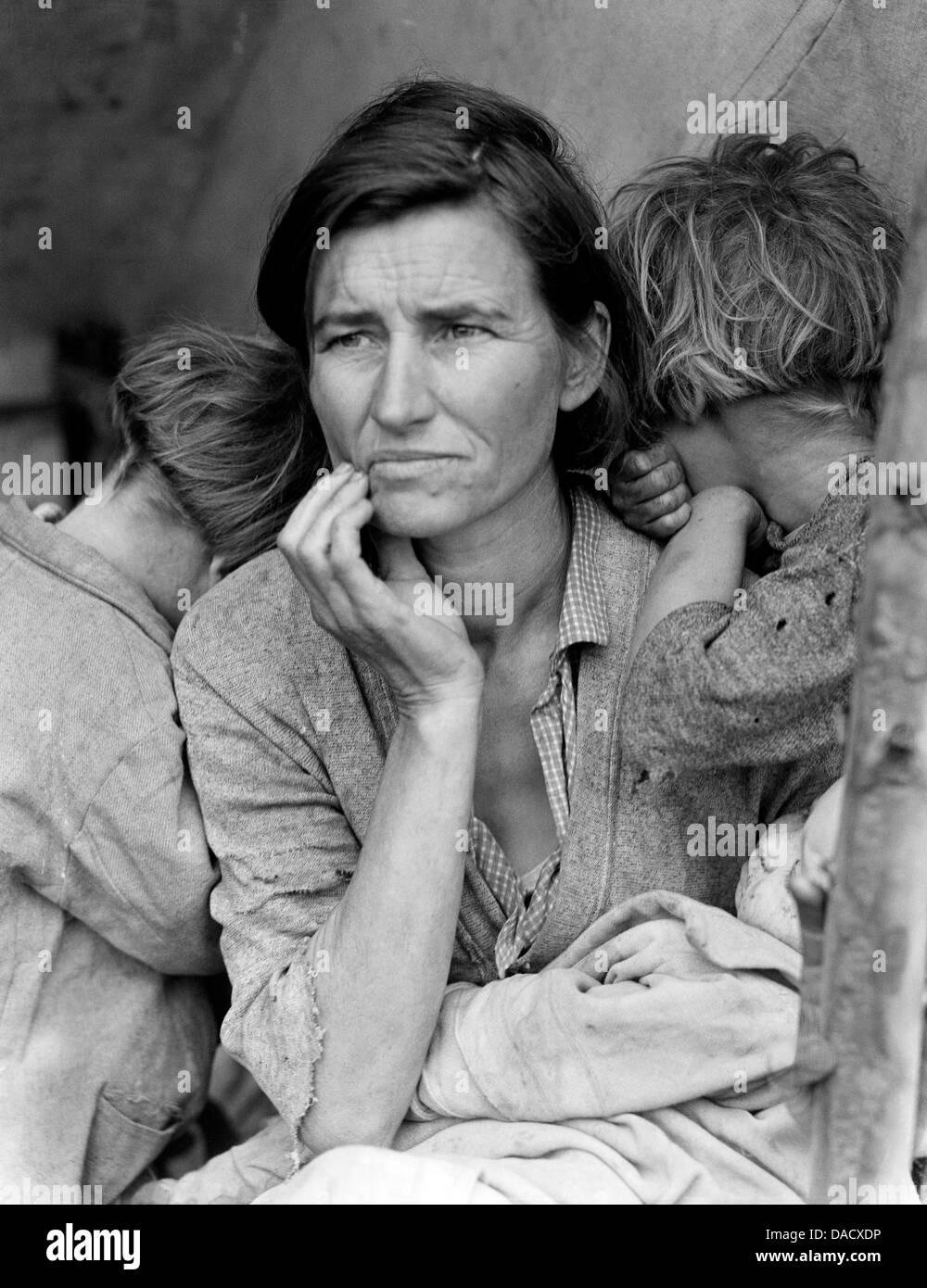 Mère 1936 migrants. Le photographe nous Dorothy Lange a droit de Florence Owens Thompson. Voir la description ci-dessous Banque D'Images