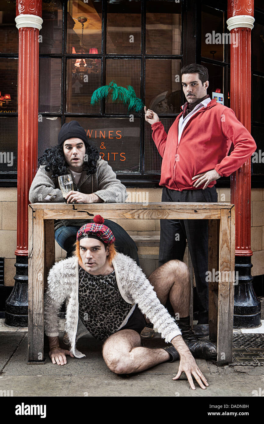 Une collection composée de personnages du comédien Milo McCabe, présenté dans son spectacle Schiz à Edinburgh Fringe de 2013, y compris un premier Troy Hawke. Banque D'Images