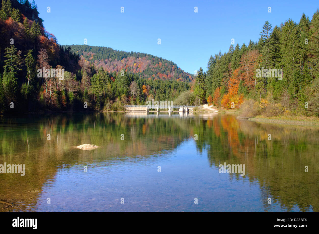 Lac dans les Alpes, en Allemagne, en Bavière, Oberbayern, Upper Bavaria, Wankerfleck Banque D'Images