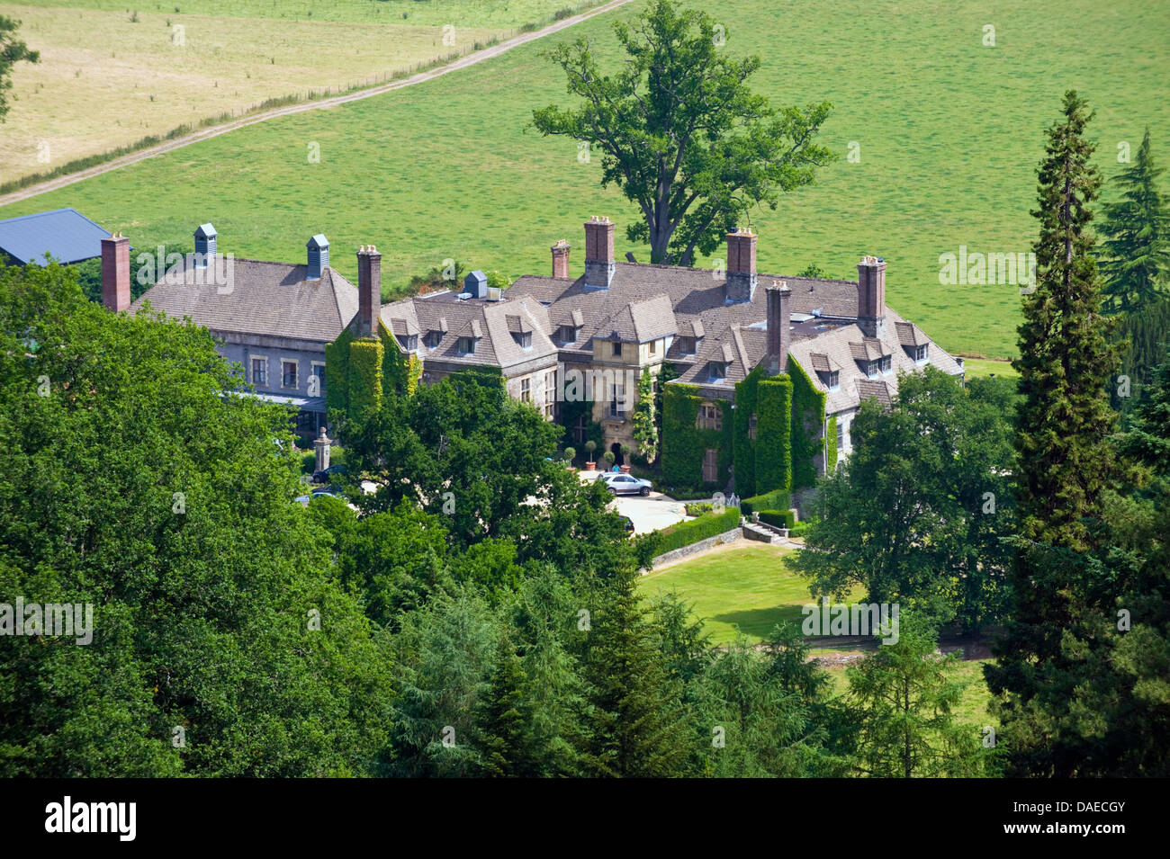 Vue sur Llangoed Hall Country House Hotel de luxe près du village de Llyswen Powys Pays de Galles UK Banque D'Images