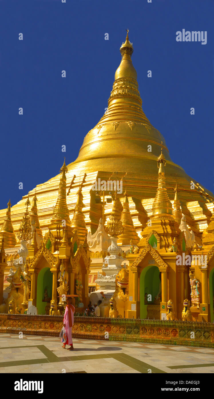 La pagode Shwedagon, le plus important bâtiment sacré et centre religieux du pays, la Birmanie, Yangon Banque D'Images