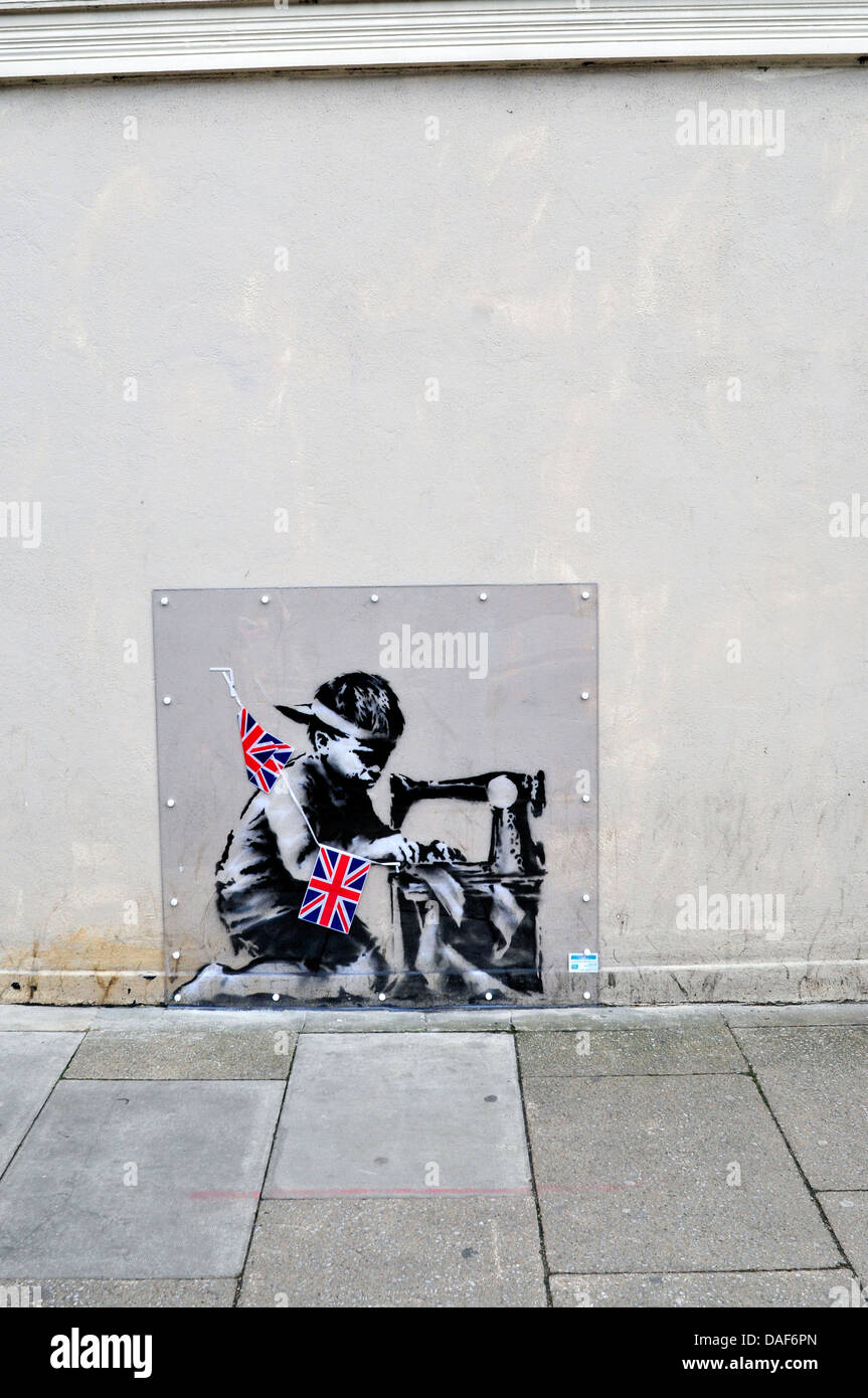 Murale de l'artiste de rue, Banksy, Turnpike Lane, London, UK Banque D'Images
