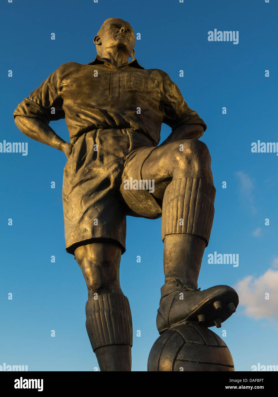 Statue de George Hardwick en dehors de Middlesbrough Football Club's Riverside Stadium, Teesside Banque D'Images
