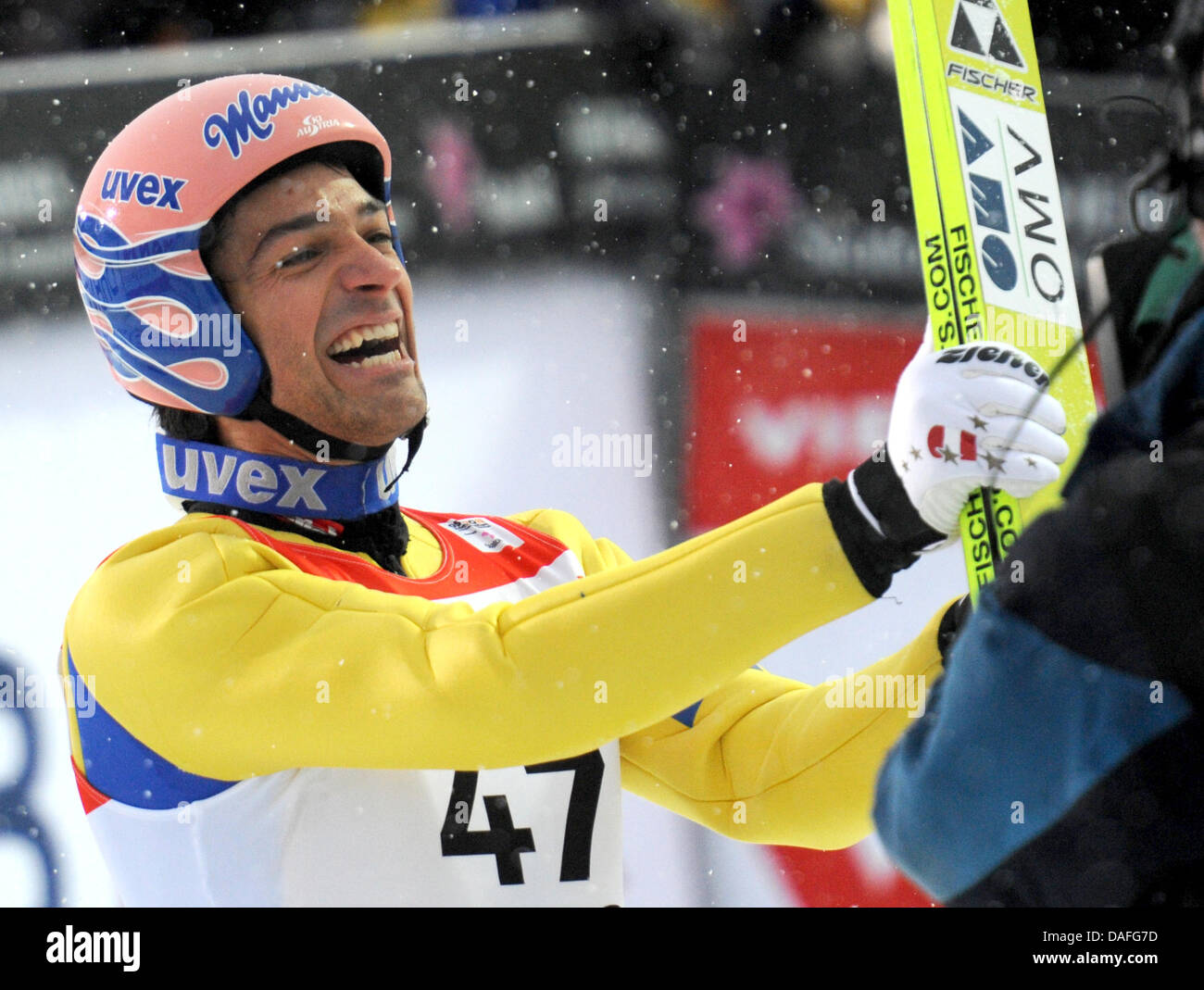 Deuxième placé Andreas Kofler d'Autriche réagit après l'individuel Tremplin normal à la compétition de saut à ski des championnats du monde de ski nordique à l'Holmenkollen Ski Arena, près d'Oslo, Norvège, 26 février 2011. Photo : Patrick Seeger dpa Banque D'Images