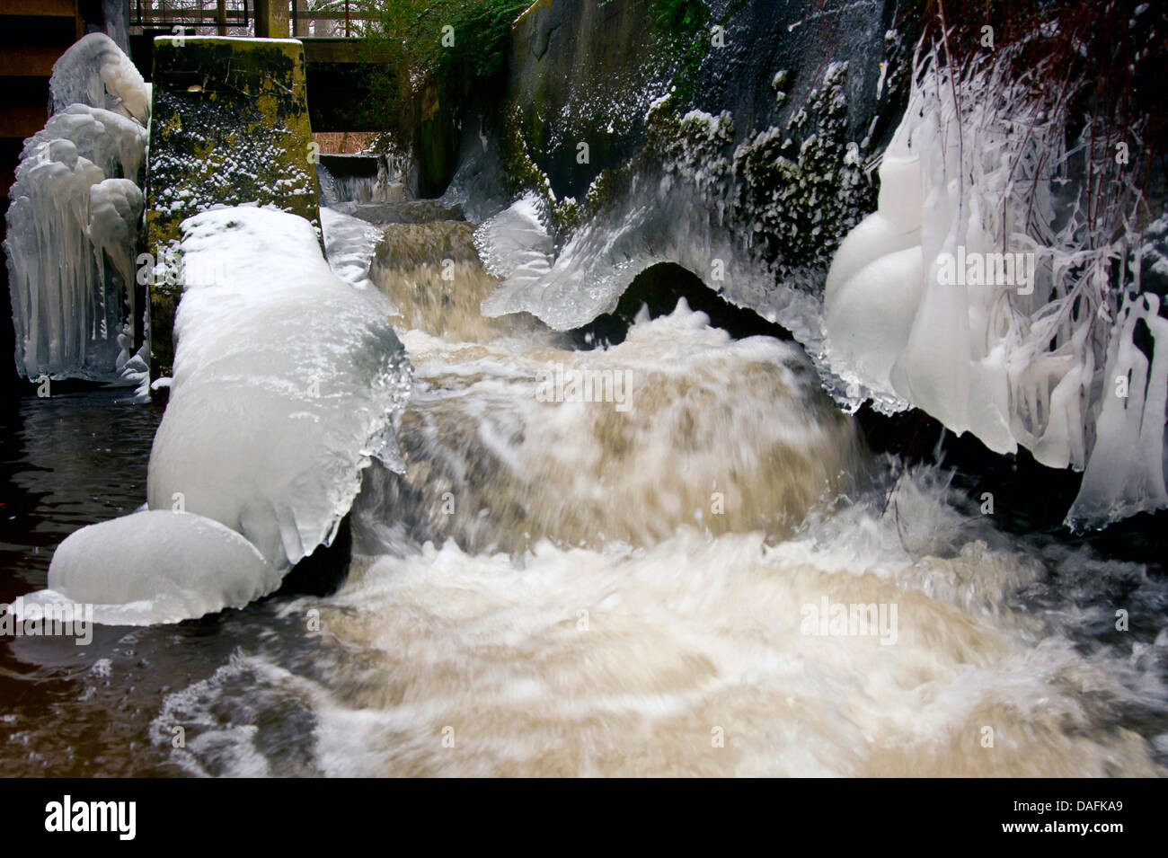 Ruisseau glacé, l'Allemagne, en Rhénanie du Nord-Westphalie, Shanghai Banque D'Images