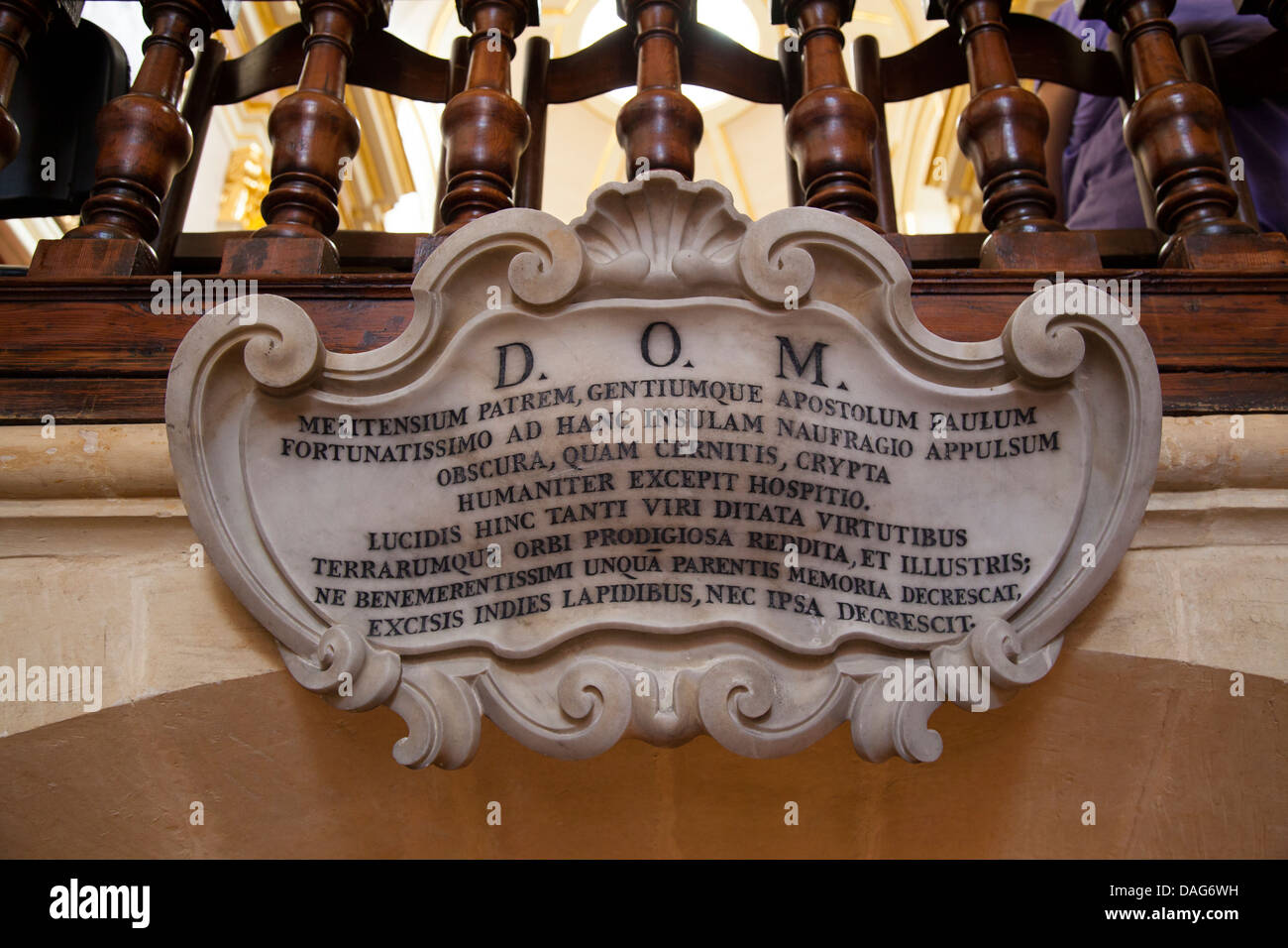 Les étapes ci-dessus de la plaque jusqu'à St Paul's Grotto, Rabat, Malte. Banque D'Images