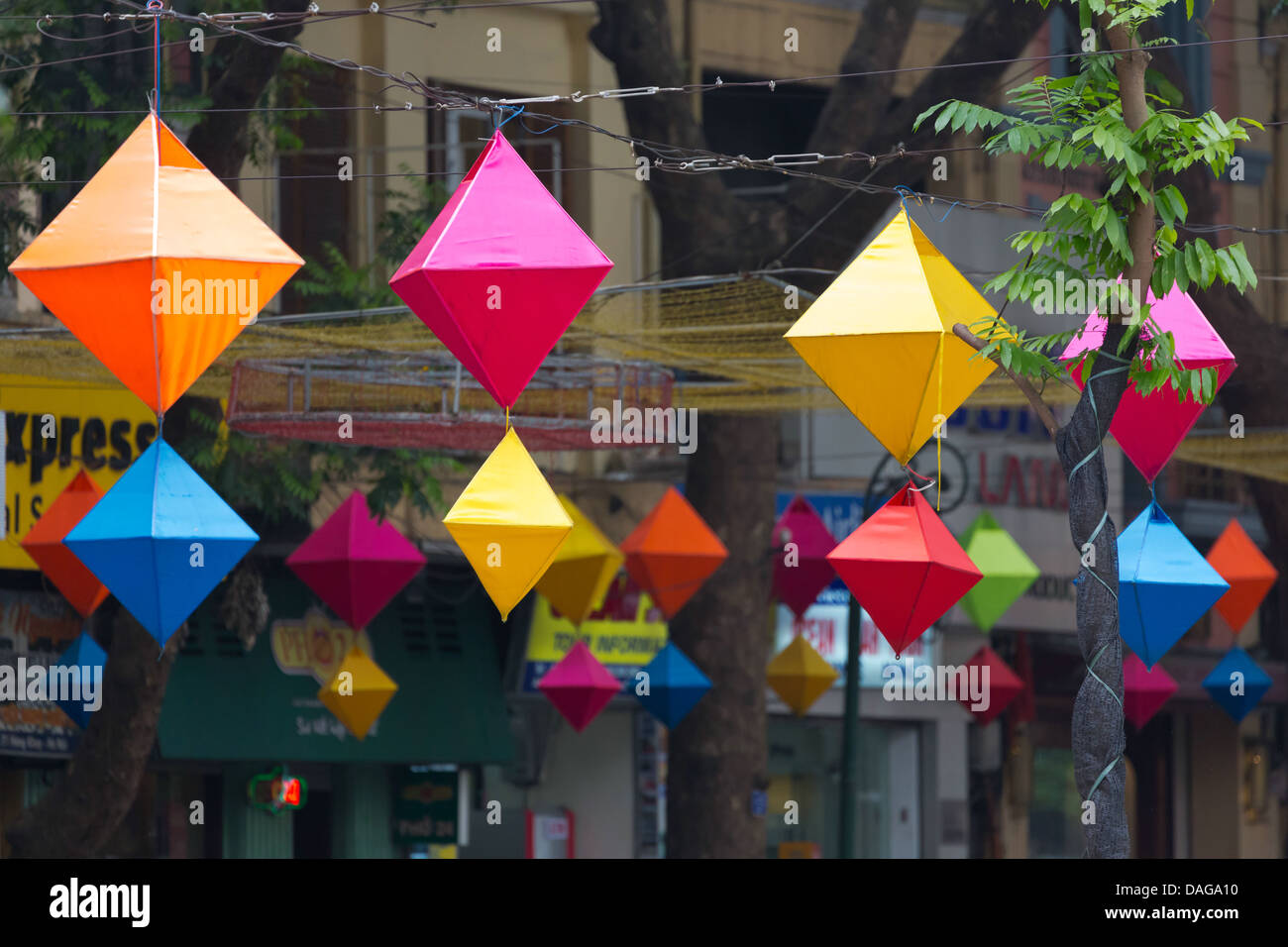 Lanterne chinoise dans les rues de Hanoi, Vietnam Banque D'Images