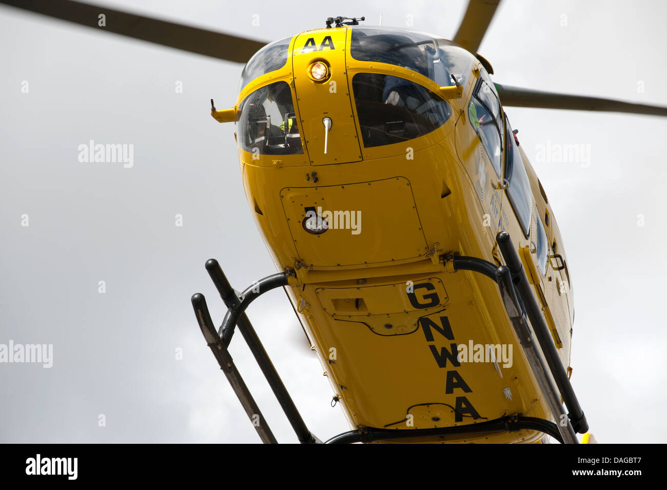 L'air en hélicoptère Ambulance ambulancier NWAA Helimed Banque D'Images