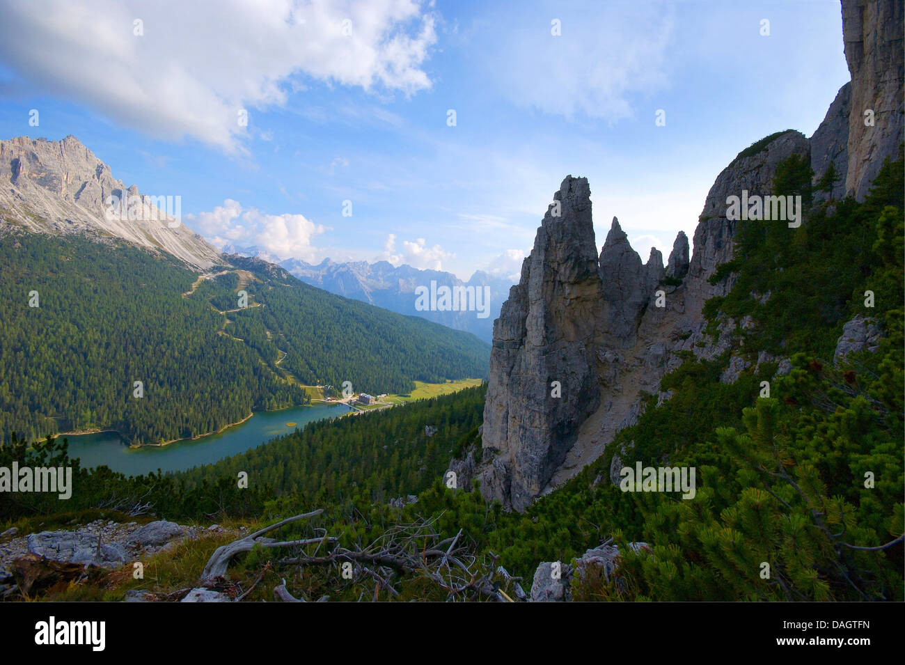 À Monte Popena kilburnie et lac de Misurina, Italie, Dolomites Tyrol du Sud, Banque D'Images