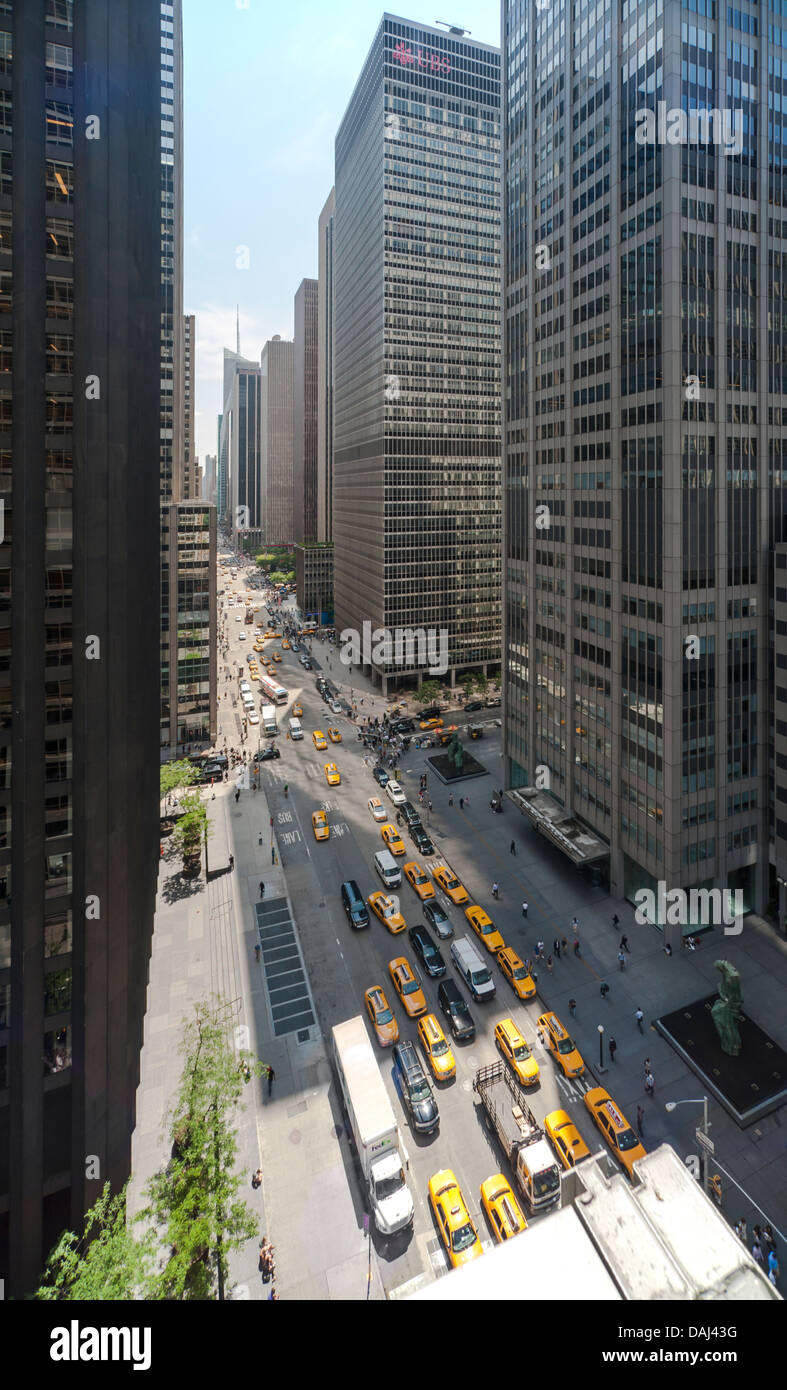 Manhattan, New York City, 6e Avenue et 52e Rue Banque D'Images