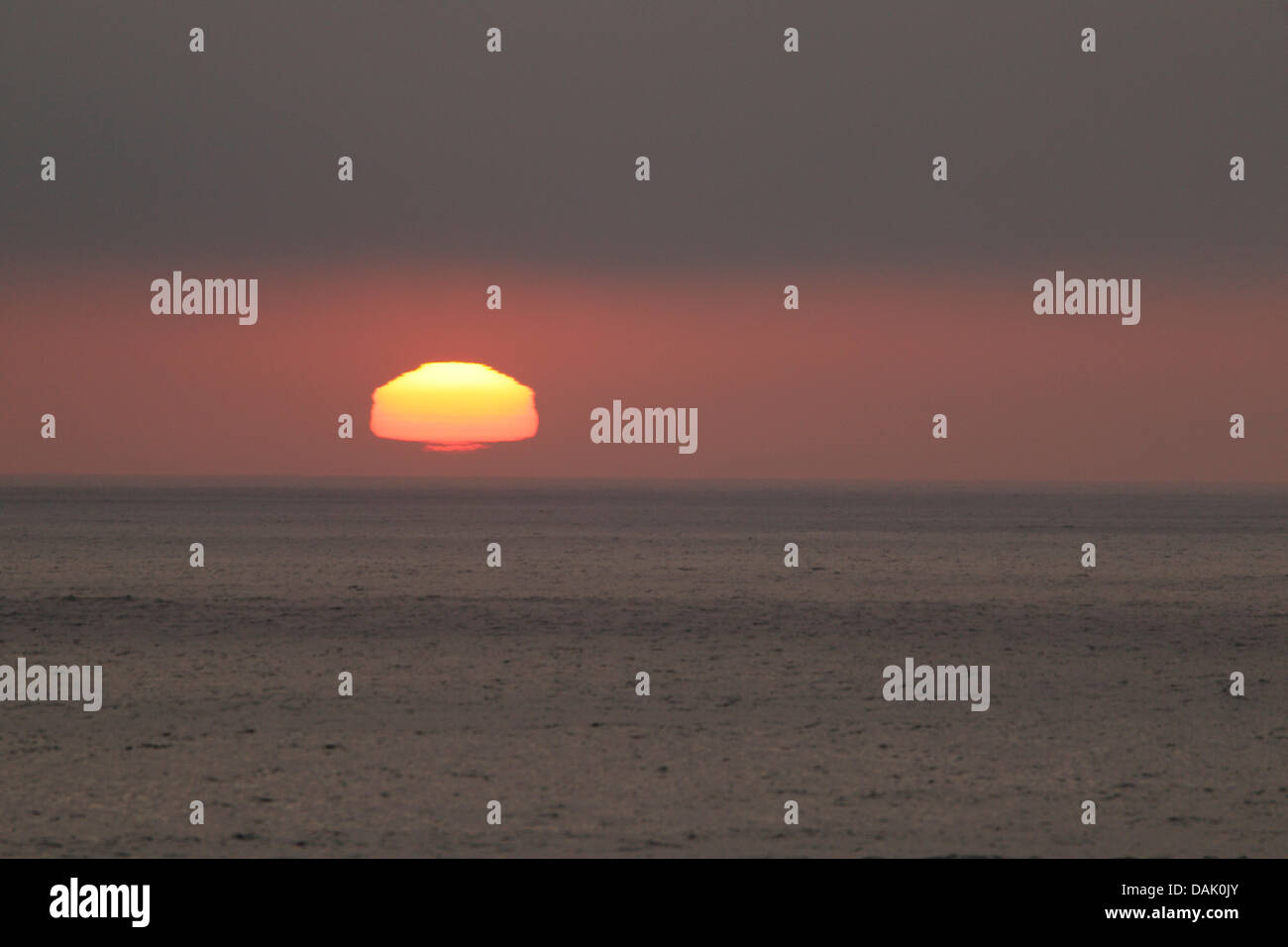 Coucher de soleil sur l'océan Pacifique Banque D'Images