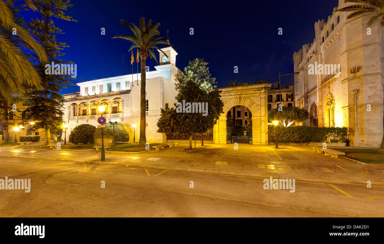 L'Espagne, Îles Baléares, Majorque, Palma, vue de mer Consulat du bâtiment gothique Banque D'Images