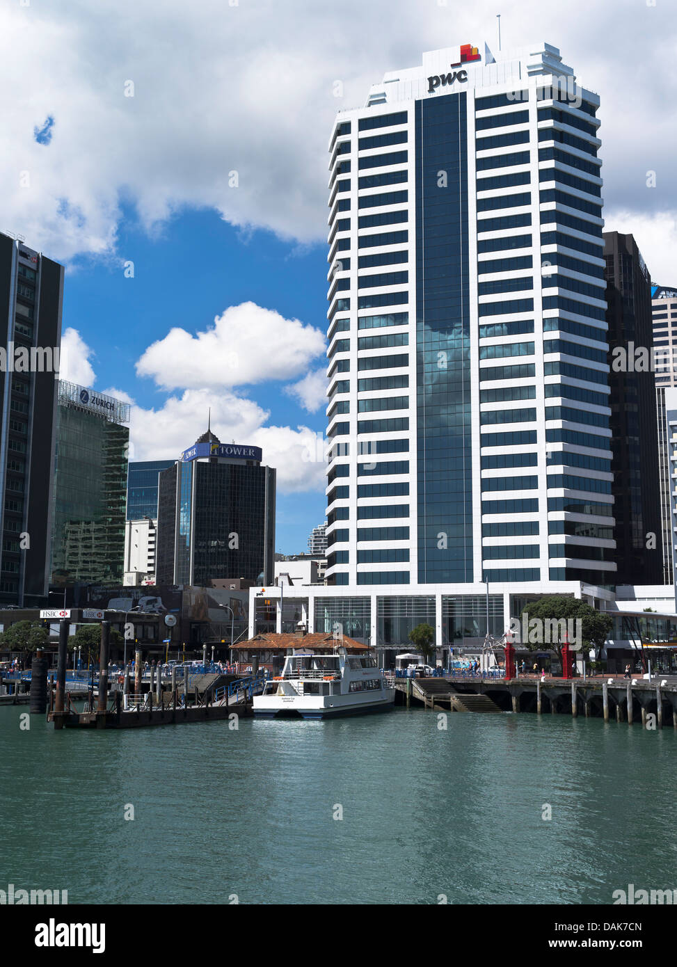 Dh Le port d'Auckland Auckland Nouvelle-Zélande Auckland PWC PricewaterhouseCoopers Tour bâtiment gratte-ciel Banque D'Images
