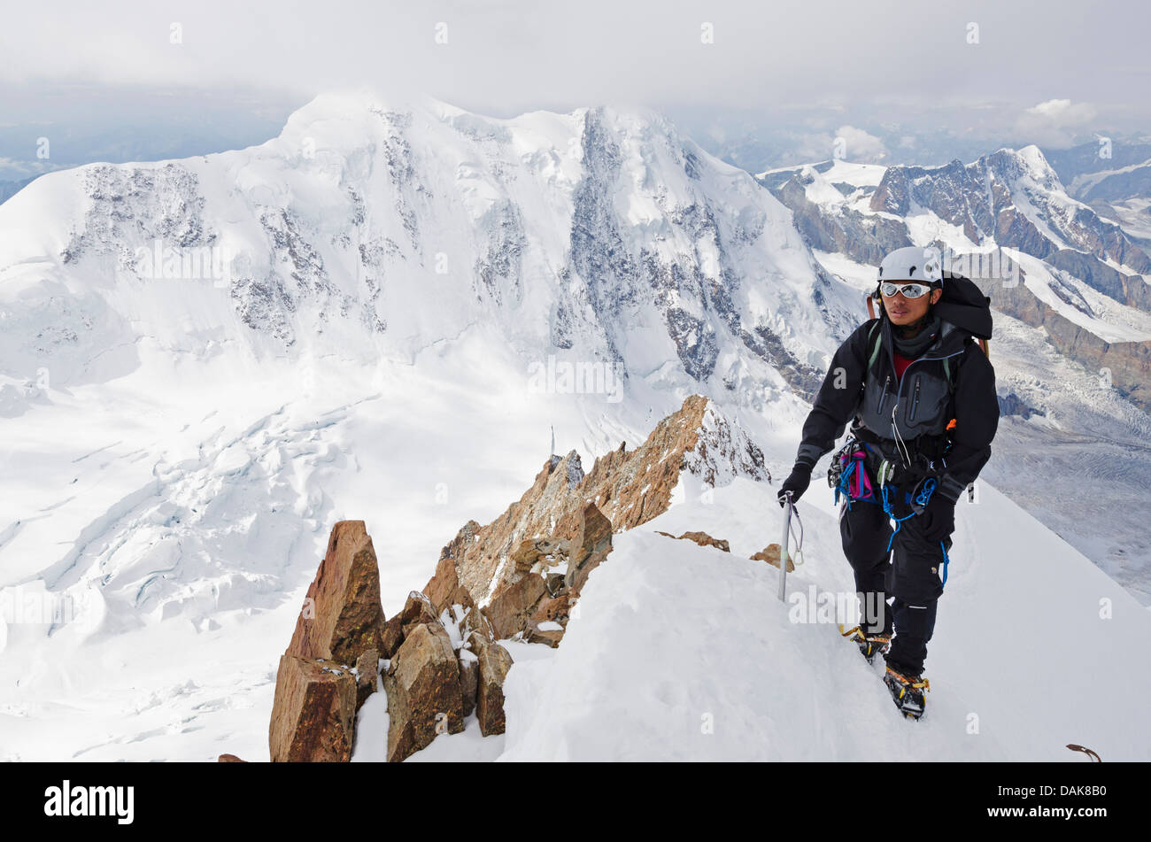 Le grimpeur Monte Rosa Duforspitze (4634m), plus haut sommet de Suisse, Zermatt, Valais, Alpes suisses, la Suisse, l'Europe (M.) Banque D'Images