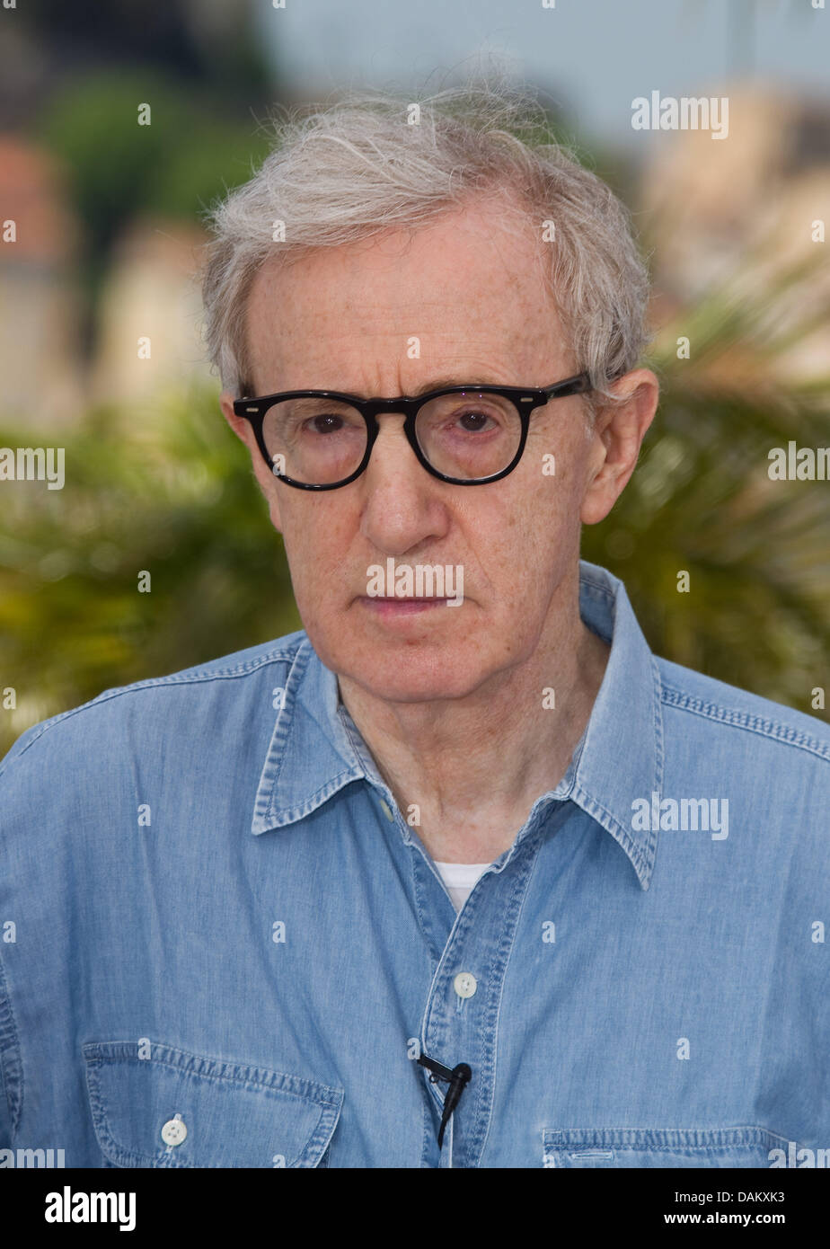 Midnight in paris woody allen Banque de photographies et d’images à ...