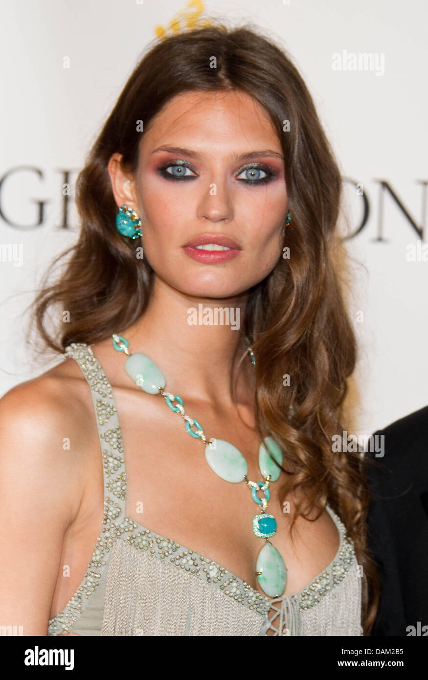 Bianca Balti modèle assiste au dîner de 'de Grisogono' lors de la 64e