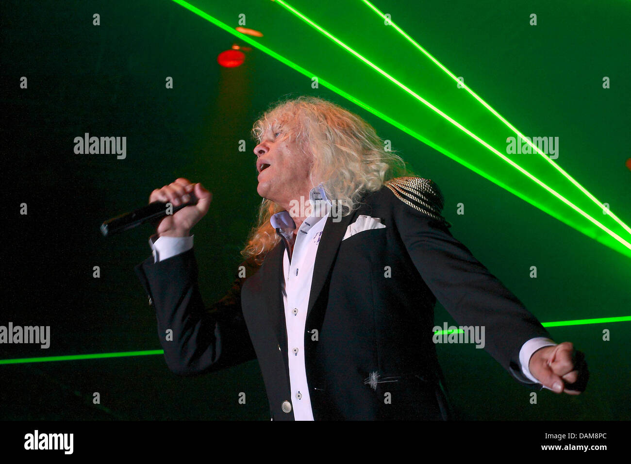Omega Singer Omega singer janos kobor performs Banque de photographies et d’images à