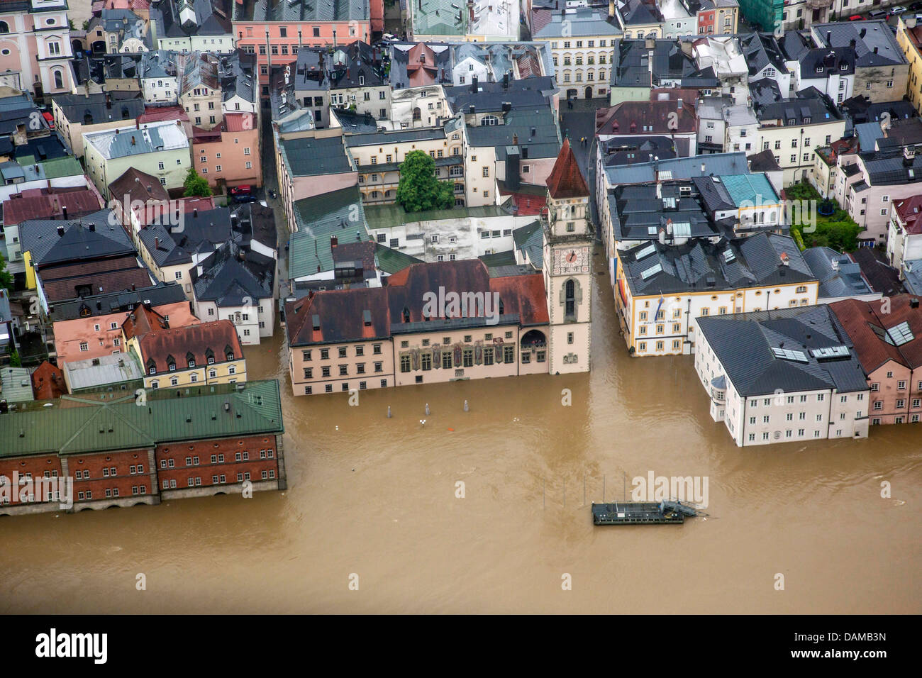 Vieille Ville avec mairie inondée en juin 2013, l'Allemagne, Bavière, Passau Banque D'Images