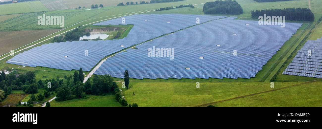 Système photovoltaïque à grande échelle, l'Allemagne, Bavière, Pocking Banque D'Images