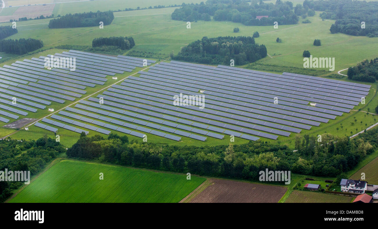 Système photovoltaïque à grande échelle, l'Allemagne, Bavière, Pocking Banque D'Images