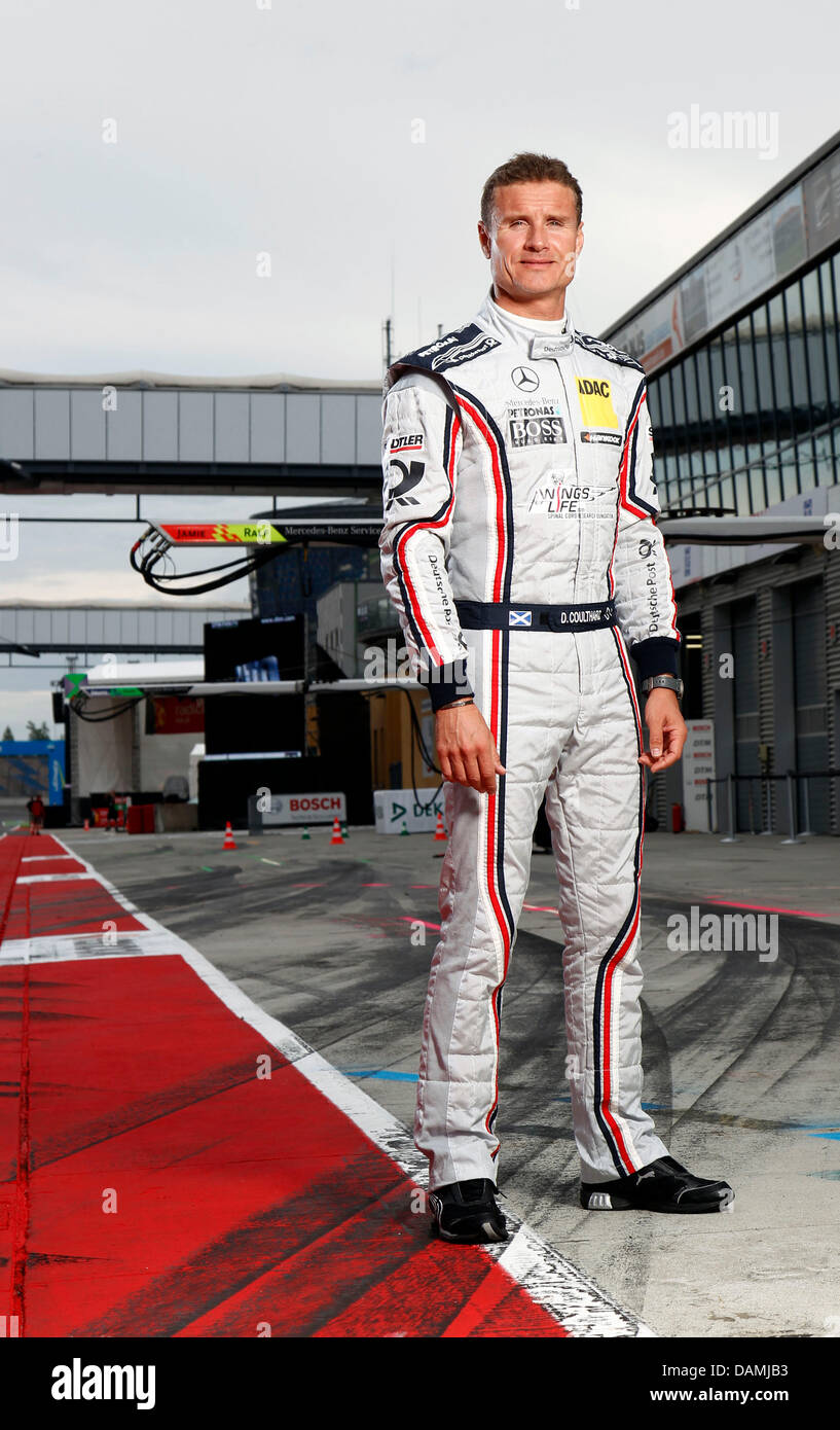 Le pilote allemand Tourenwagen Masters britannique David Coulthard de Deutsche Post de l'équipe Mercedes AMG est à Lausitzring à Klettwitz, Allemagne, 18 juin 2011.Photo : Juergen Tap Banque D'Images