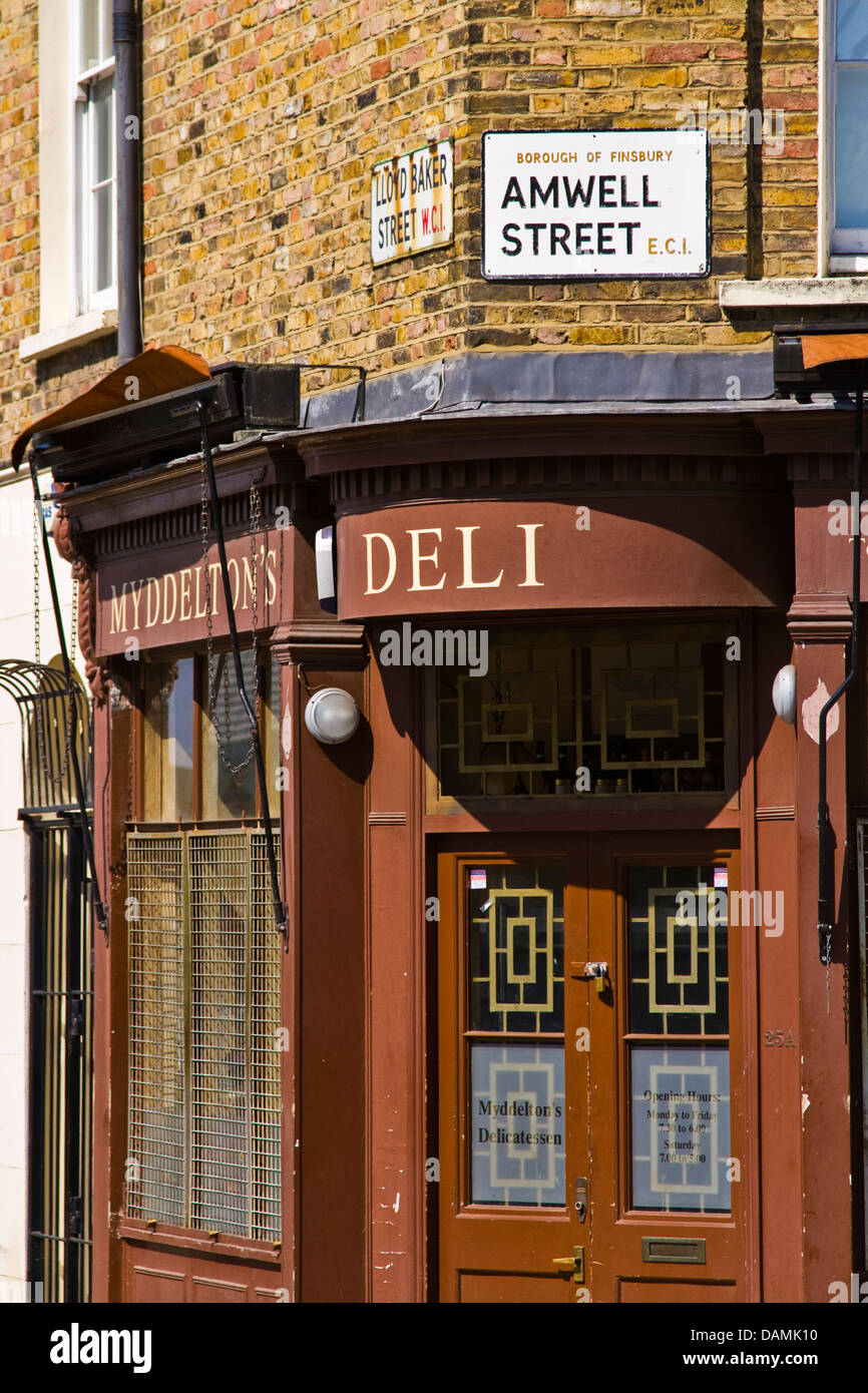 Amwell street sign plus shop avant, Londres Banque D'Images