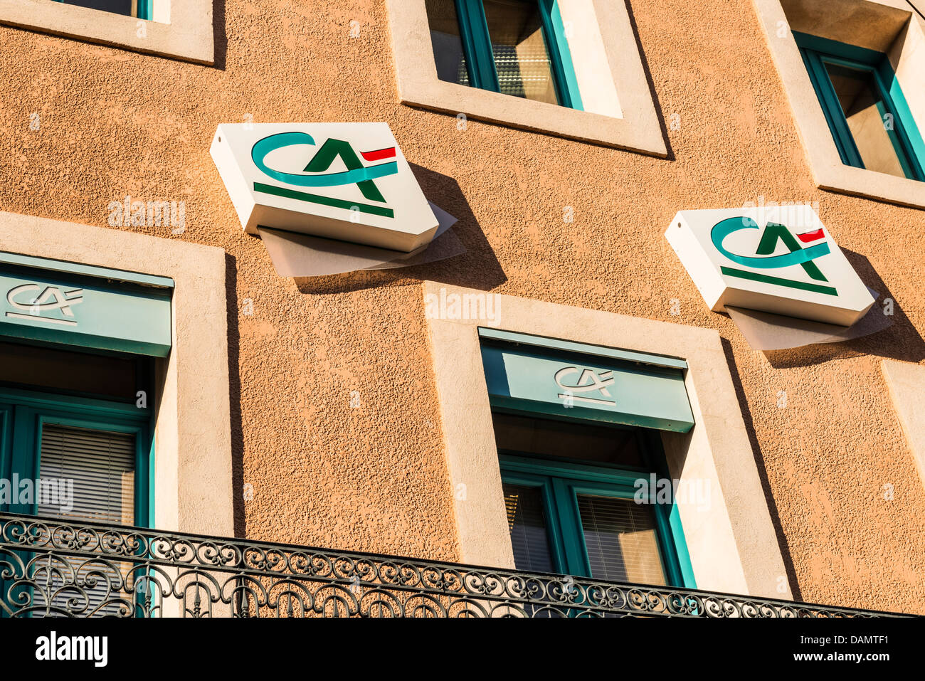 Le logo de la banque Crédit Agricole, Mèze, Hérault, Languedoc-Roussillon, France Banque D'Images