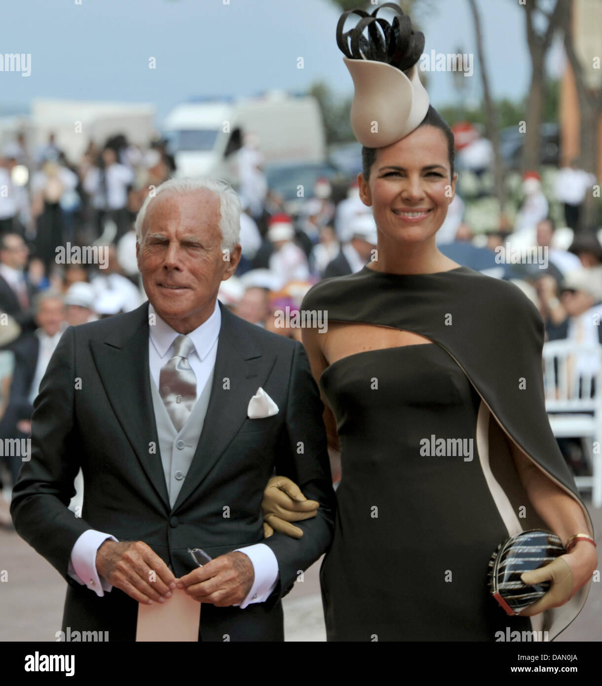 Designer Giorgio Armani et sa nièce Roberta arrivent pour le mariage  religieux du Prince Albert II et la Princesse Charlene dans le Palais du  Prince de Monaco, 02 juillet 2011. Quelques 3500