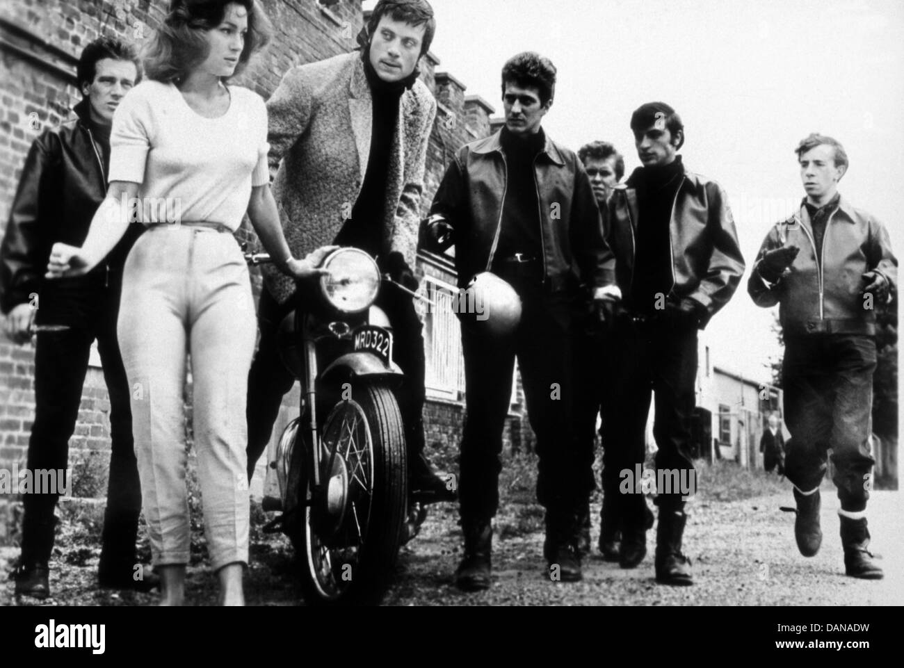 Ce sont les damnés (1963) Shirley Anne FIELD, OLIVER REED, JOSEPH LOSEY (DIR) TDMD 003 COLLECTION MOVIESTORE LTD Banque D'Images