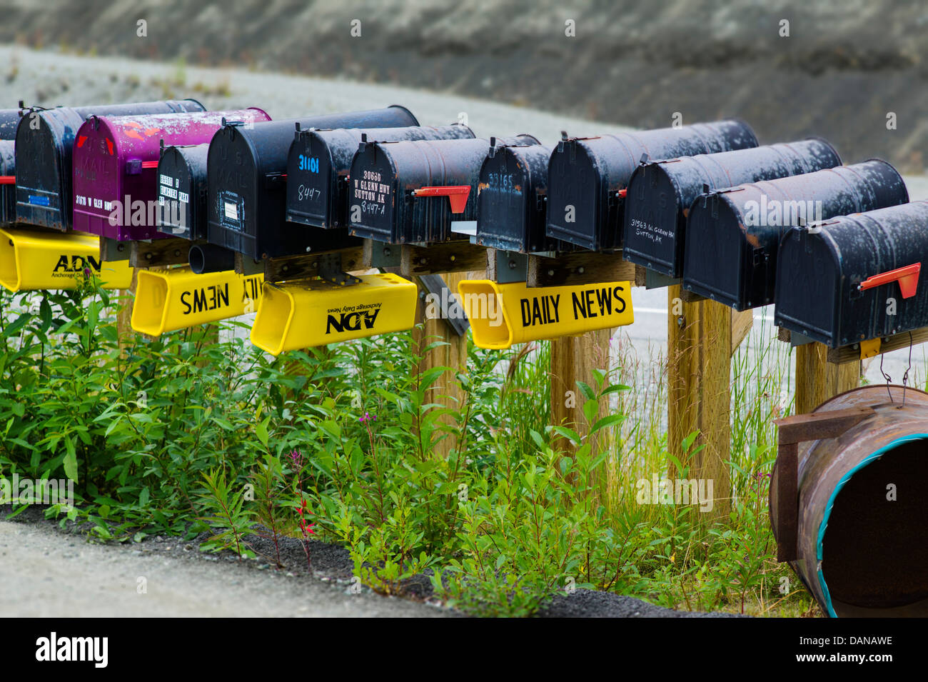 Les boîtes de courrier rural, Autoroute Glen ; route 1, Alaska, USA Banque D'Images