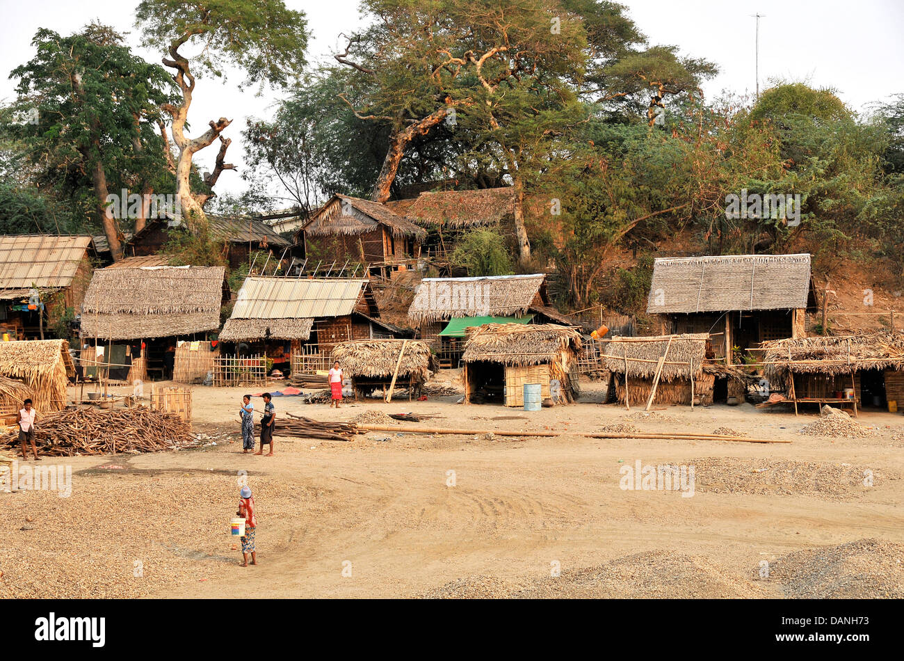 Riverside rivière Irrawaddy Myanmar Bagan Banque D'Images