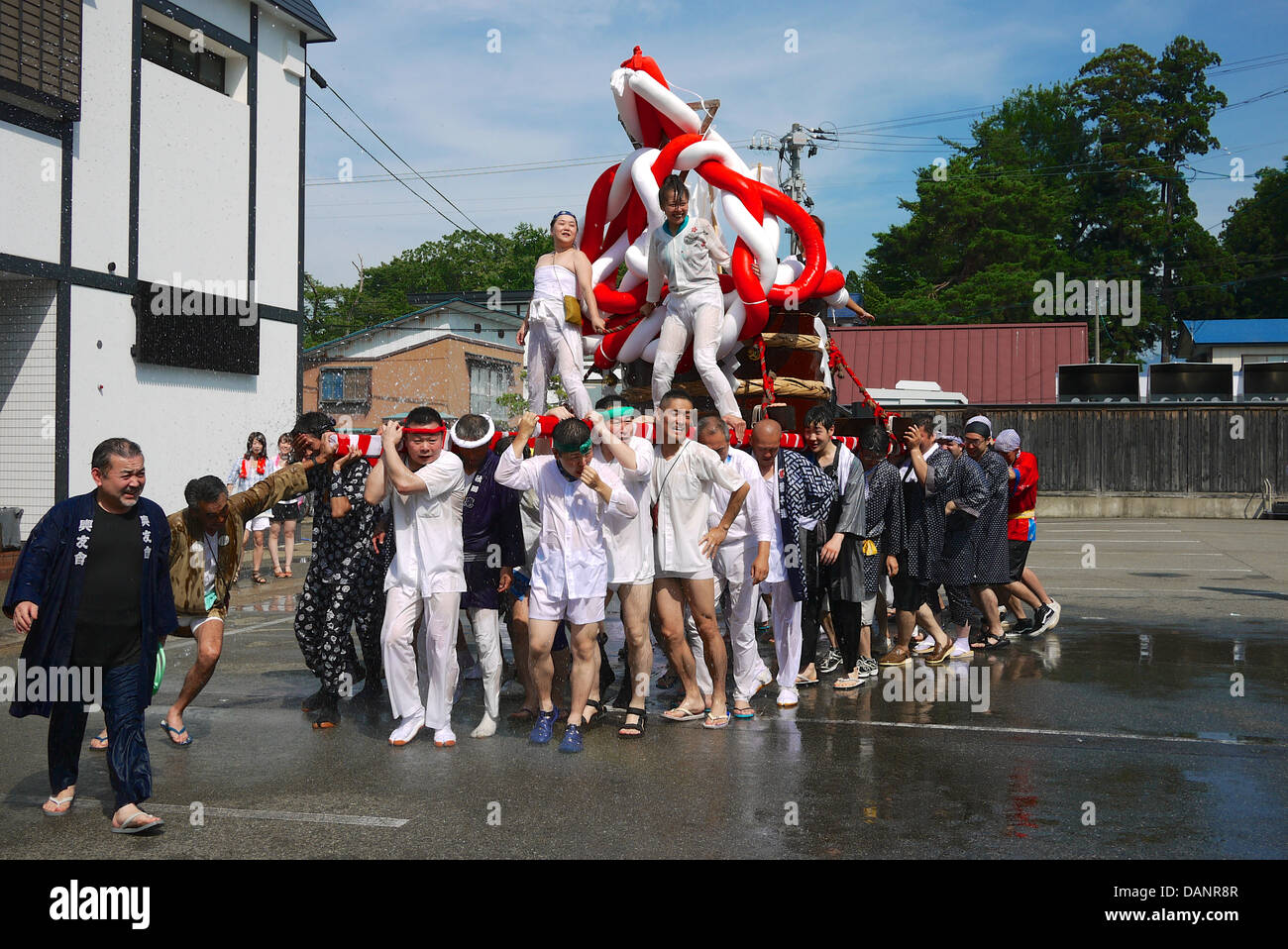 Shimizu Fête de l'eau à Misato La préfecture d'Akita au Japon durant l'été Banque D'Images