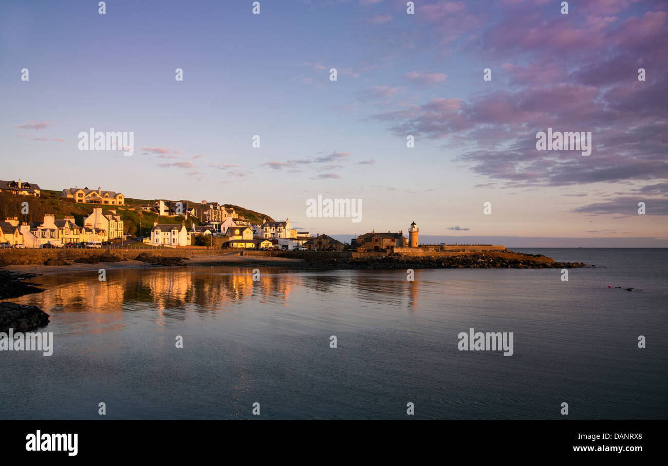 Coucher de soleil sur Portpatrick, Dumfries et Galloway, Écosse Banque D'Images