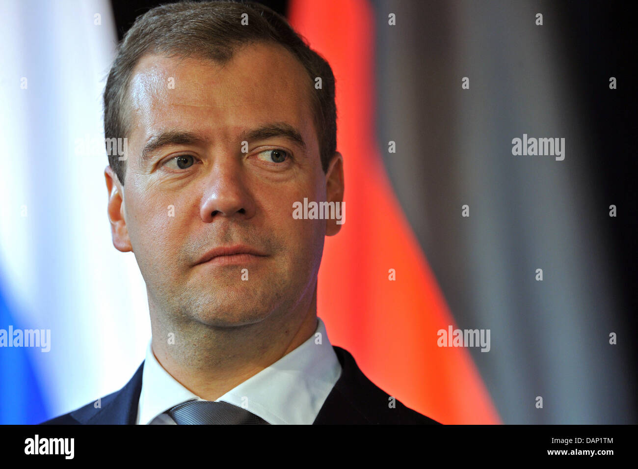 Le président russe Dmitri Medvedev est photographié au cours d'une conférence de presse sur le gouvernement russe de consultations tenues à l'Jardins de Herrenhausen à Hanovre, Allemagne, 19 juillet 2011. Photo : Jochen Luebke Banque D'Images