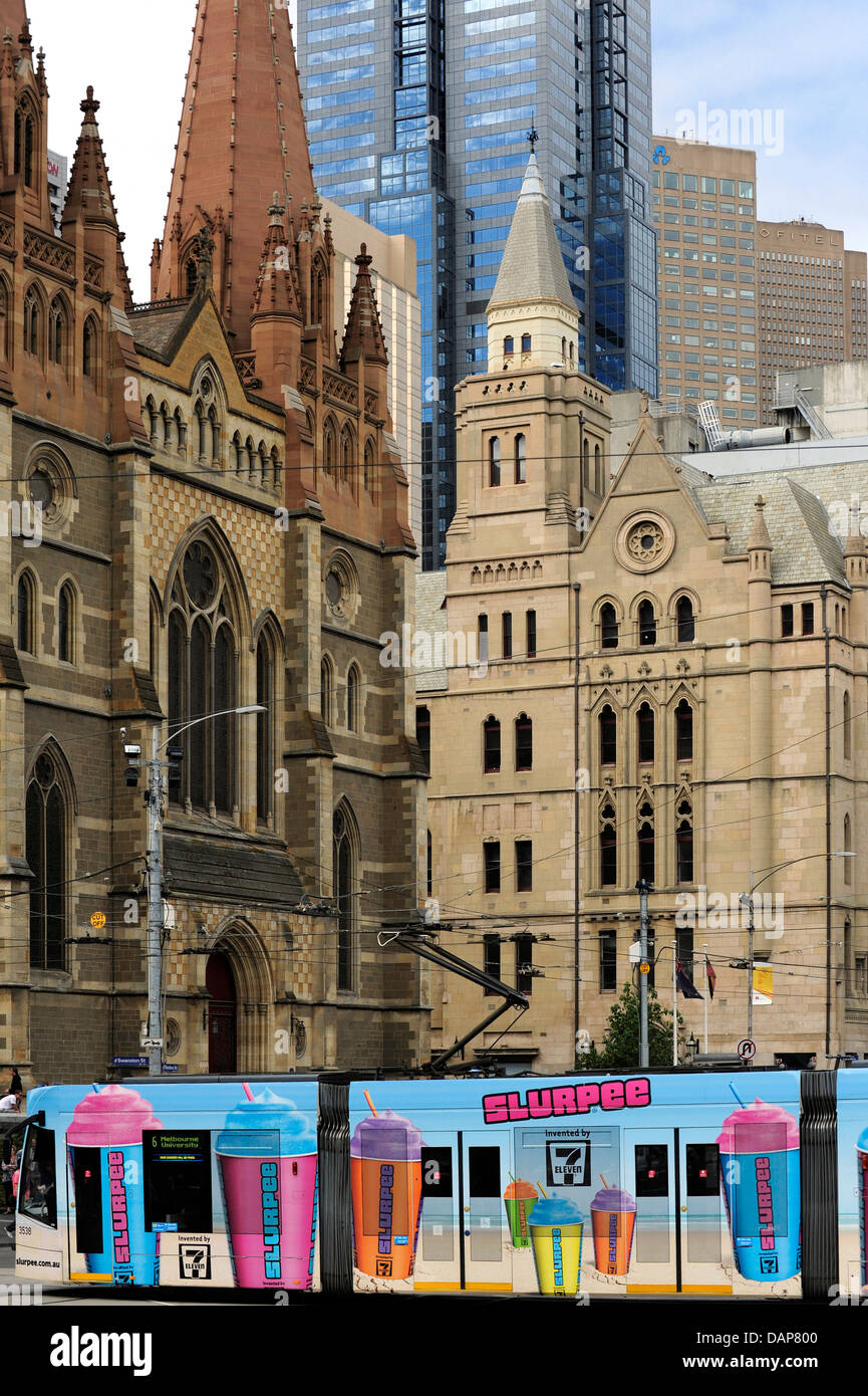 L'Australie, Victoria, la Cathédrale St Paul, la société Gaz Métropolitain et le centre-ville de Melbourne Banque D'Images