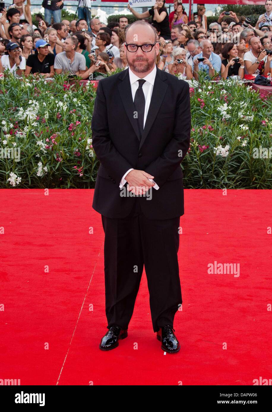 L'acteur Paul Giamatti arrive à la première de "Les ides de mars" au cours de la 68e Festival International du Film de Venise au Palazzo de Cinema à Venise, Italie, 31 août 2011. Photo : Hubert Boesl Banque D'Images
