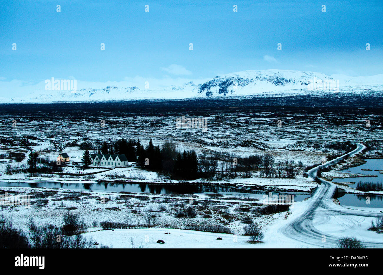Village de Thingvellir, pris entre les plaques eurasienne et nord-américaine dérive continentale. Banque D'Images
