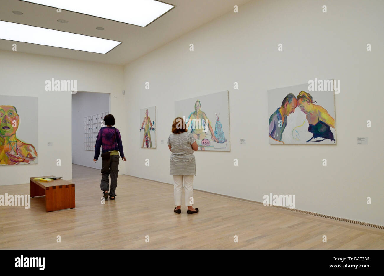 Maria Lassnig (8 septembre 1919 - 6 mai 2014) était un artiste autrichien connu pour ses auto-portraits et sa théorie de la "conscience du corps" Banque D'Images