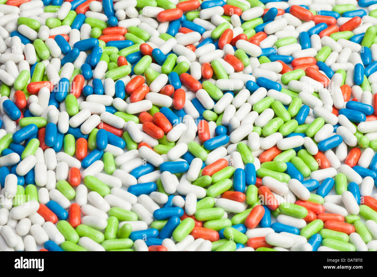 Close-up d'un grand nombre de médicaments différents comprimé avec ...