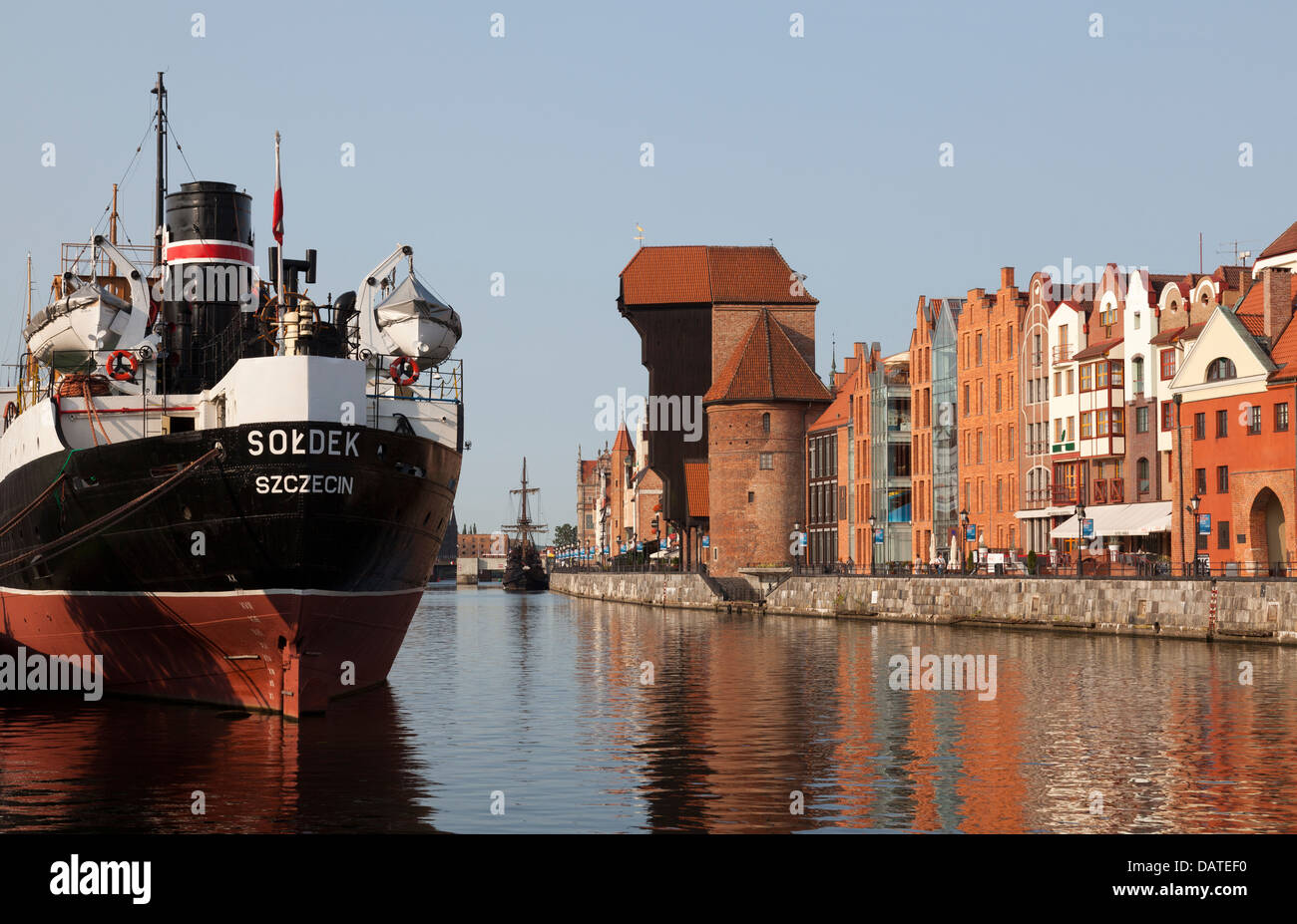 Vieille ville de bord de la rivière Motlawa à Gdansk, Pologne Banque D'Images