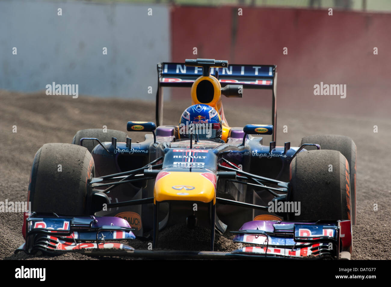 SILVERSTONE, UK - 18 juillet : Daniel Ricciardo disques de Red Bull Racing au cours de la Formule Un test des jeunes pilotes Banque D'Images