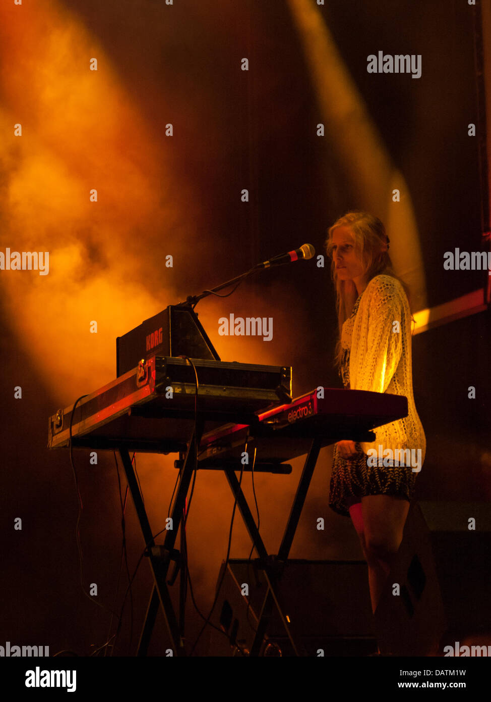 Porto, Portugal, 18 juillet, Meo Mares Vivas - Music Festival, Palco, OPE bande portugaise nous avons confiance Crédit : Daniel Amado/Alamy Live News Banque D'Images