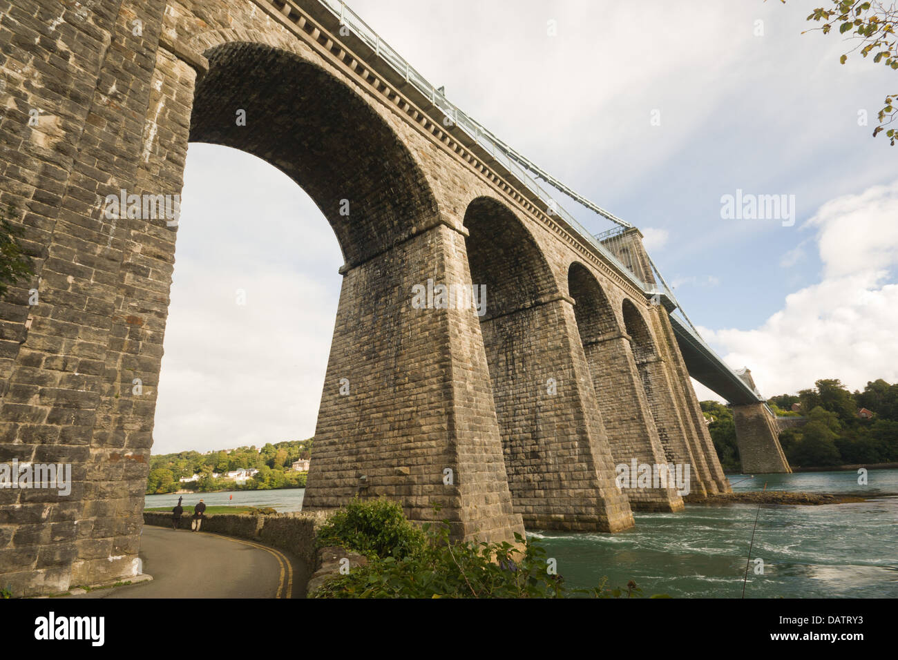 Menai Bridge, pont suspendu de Menai, Porthaethwy Banque D'Images