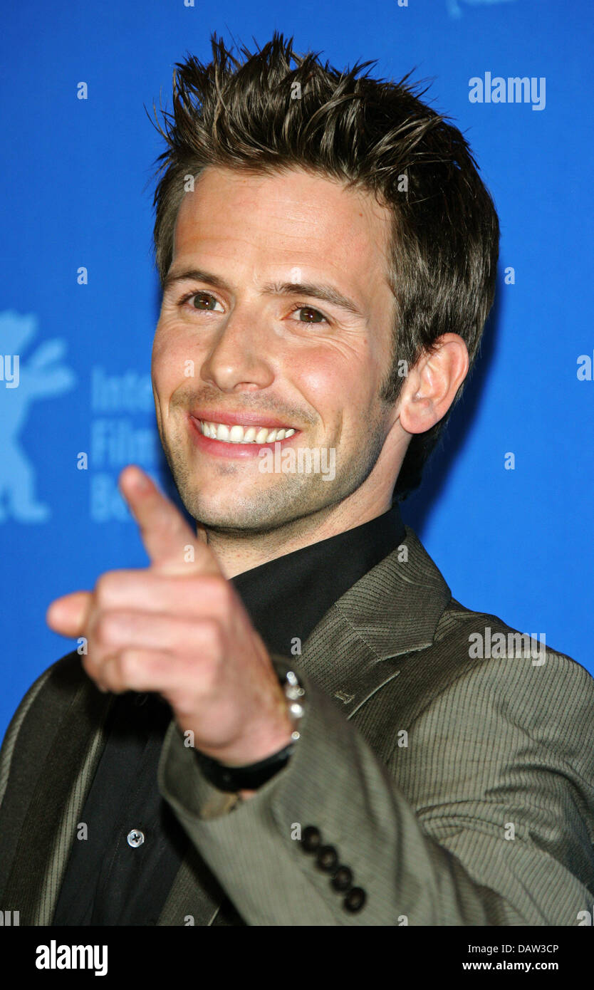 L'acteur allemand Christian Oliver pose à la présentation de son film 'The Good German' à la 57e Festival International du Film de Berlin à Berlin, Allemagne, 09 février 2007. Photo : Hubert Boesl Banque D'Images