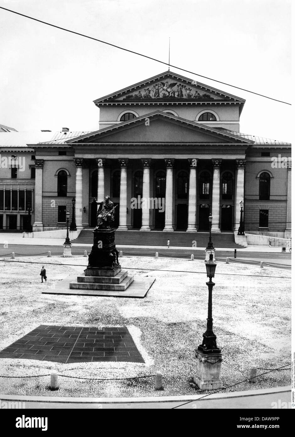 Géographie / Voyage, Allemagne, Munich, Théâtre National, Max-Joseph-Platz, années 1960, droits-supplémentaires-Clearences-non disponible Banque D'Images