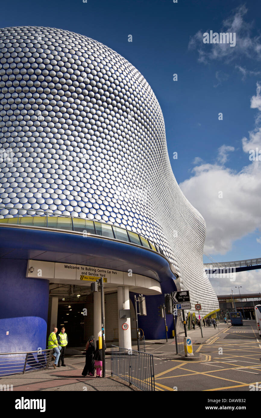 Royaume-uni, Angleterre, Birmingham Bullring, Selfridges, entrée de l'immeuble du parking Banque D'Images