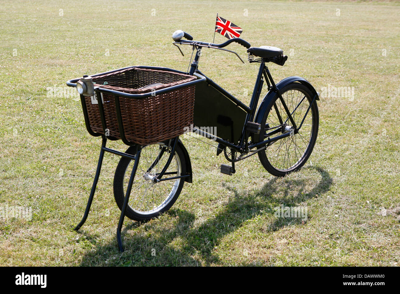 Porte-vélos Vintage/métiers, également connu comme les bouchers ou les boulangers Location vélo. Banque D'Images